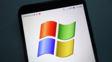 Kultowy Windows XP przeniesiony na smartfon z Androidem. Działa jak marzenie!