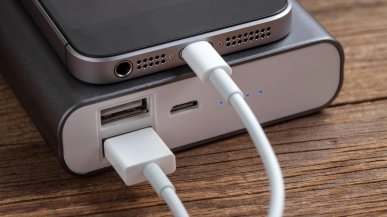 Linie lotnicze zaostrzają przepisy dotyczące powerbanków i zakazują jednej rzeczy