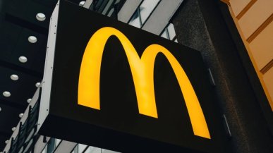 McDonald's zaczął pytać algorytm, ile powinien cię skasować. Różnice są spore