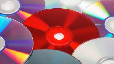 Mężczyzna skazany za wypalanie płyt CD w 2026 roku! Tradycyjne piractwo wciąż żyje