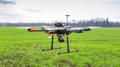 NATO wyśle tysiące dronów na granicę z Rosją. Kto będzie decydował o ich użyciu?