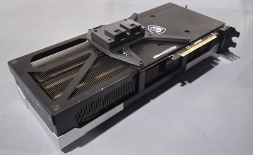 NVIDIA nie naprawiła RTX 5090. Właściciel wziął sprawy w swoje ręce