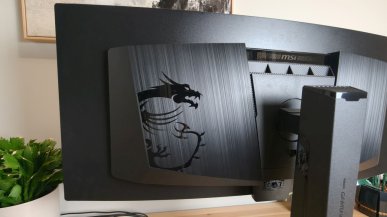 OLED vs. LCD w 2026 roku. Jaki monitor do gier wybrać?