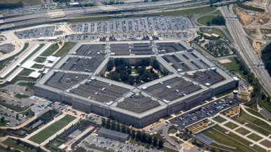 Pentagon chce złamać zabezpieczenia Claude. Anthropic twierdzi, że na to nie pozwoli