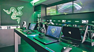 Razer Blade 16 krytykowany za temperatury i problemy z konstrukcją