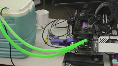 Rekord wydajności na karcie Intela. Jak chłodzenie glikolem poprawiło wynik