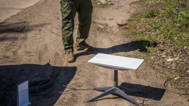 Rosja produkuje urządzenia do zakłócania Starlinka. Moskwa twierdzi, że potrafi „wyłączyć” satelity