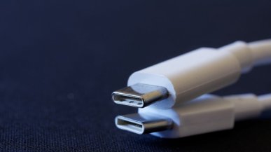 Samsung usunął kable USB-C z pudełek. Brak ładowarki już nie wystarcza