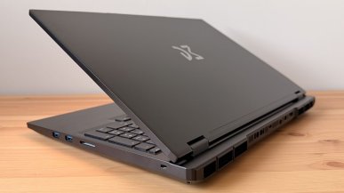 Test Dream Machines RX5090-16PL29. Laptop z chłodzeniem wodnym