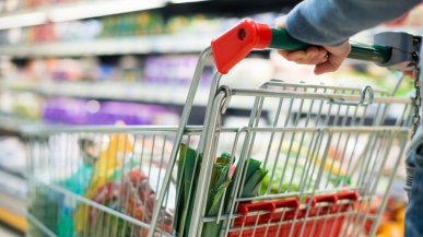 Tiktoker poleciał na zakupy do marketu w Turcji. Wyszło taniej