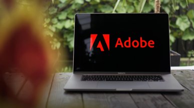 Twoje rozmowy z WhatsApp mogły wyciec - groźna luka w Adobe Acrobat dla Chrome
