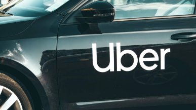 Uber z rekordową karą w Europie za automatyczne blokowanie kierowców