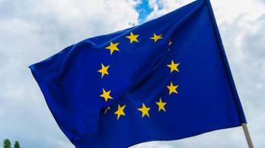 UE odcina amerykańską chmurę. Amazon i Claude znikną z europejskiej platformy rekrutacyjnej