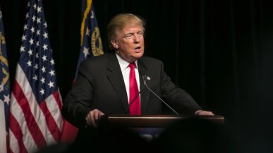 USA chcą sprawdzać najpotężniejsze modele AI. Trump podpisał nowe rozporządzenie