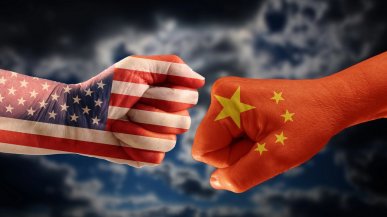USA oskarżają Chiny o kradzież wiedzy z modeli AI. ChatGPT, Claude i Gemini zaatakowane