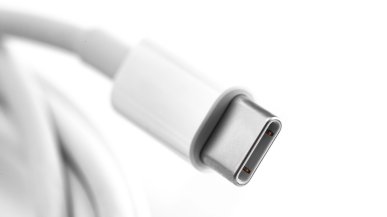 USB-C w końcu jest perfekcyjne. Wystarczyło dorzucić technologię z 1730 roku