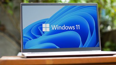 Windows 11 za bardzo przypomina Windows 7. Microsoft się tłumaczy