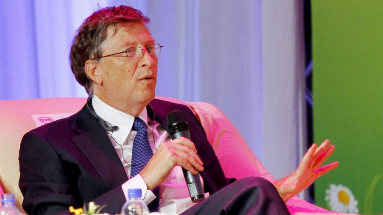 Bill Gates opublikował 7-stronicowy list o sztucznej inteligencji i jej ...