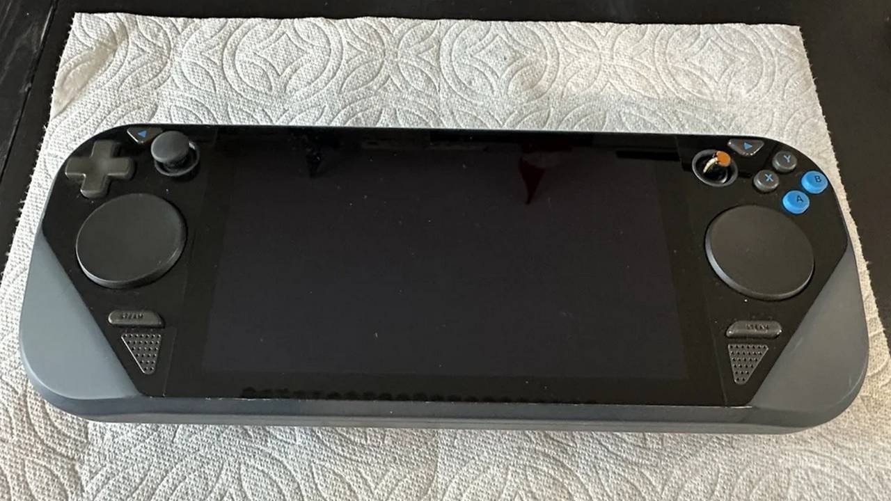 Rzadki prototyp Steam Decka z 2019 roku sprzedany za ponad 7500 złotych