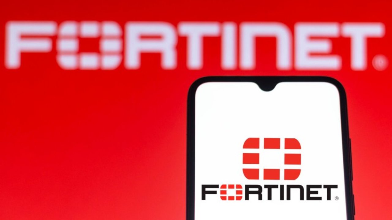 Stare luki w Fortinet wciąż aktywne. Poprawki nic nie dały