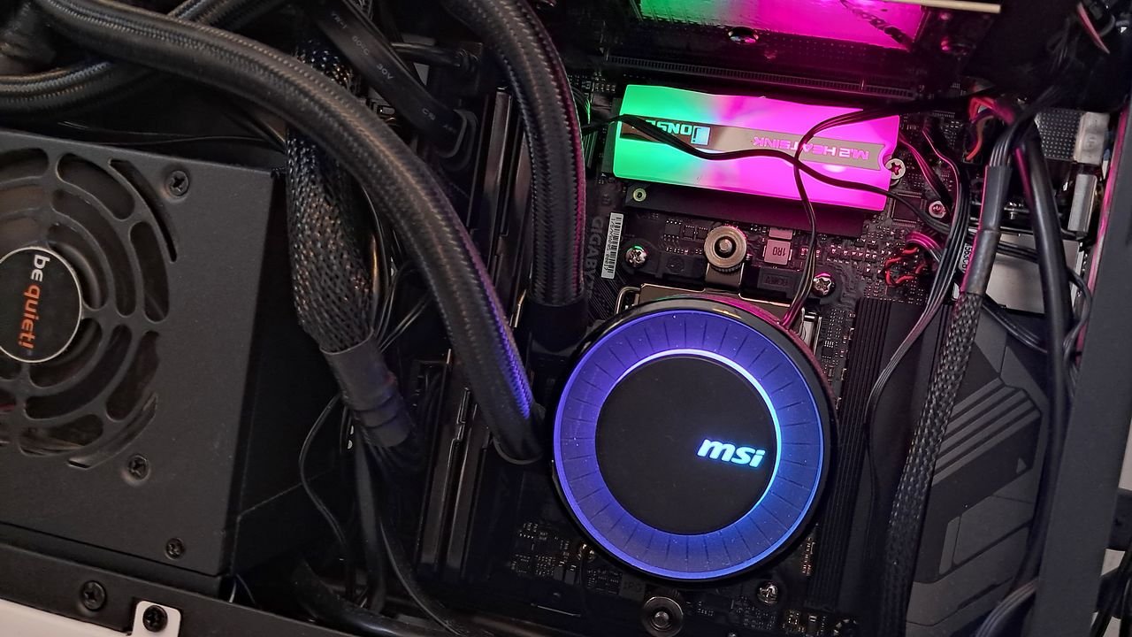 Małe PC są piękne. Jaką płytę mITX wybrać?