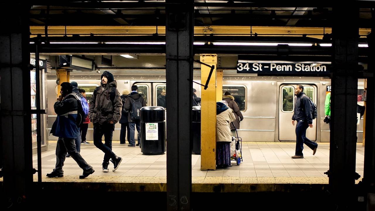 Nowy Jork testuje kamery, które mają przewidywać przestępstwa. Raport Mniejszości na żywo