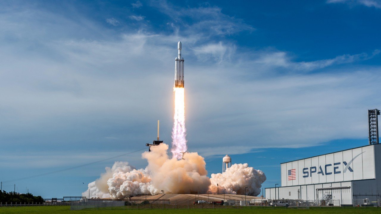 Elon Musk chce mieć miasteczko, więc dostanie miasteczko. SpaceX ma specjalne prawa