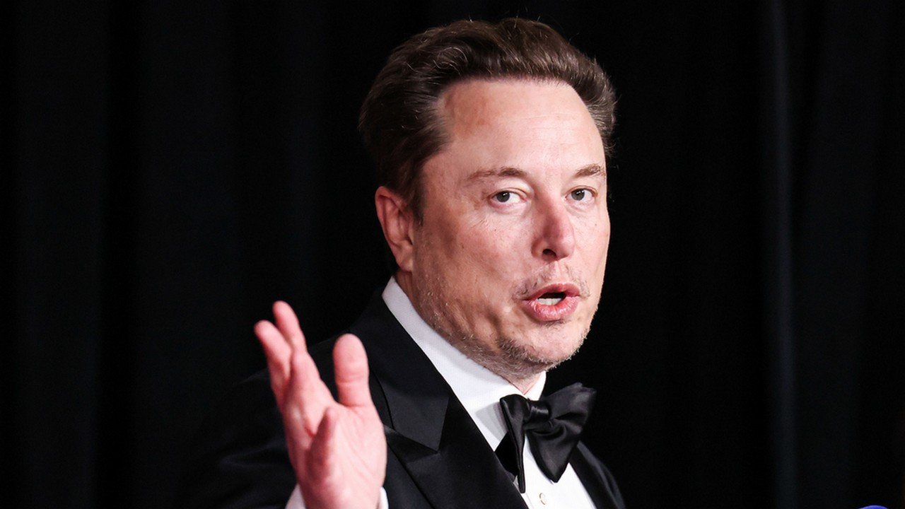 Elon Musk ma problem ze służbami. "Produkuje zagrożenie"