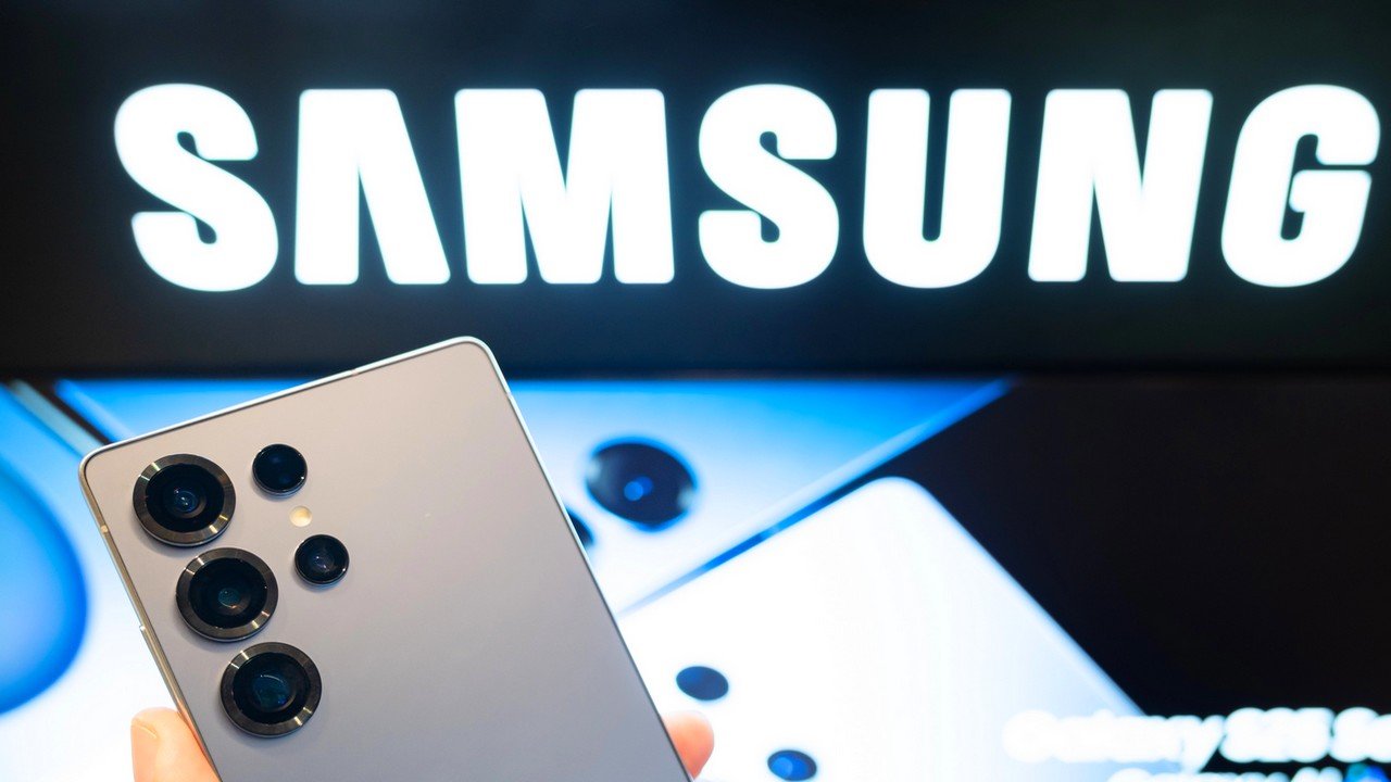 Tańszy Samsung Galaxy S25 wycieka do sieci. Fani mobilnej fotografii nie będą zachwyceni