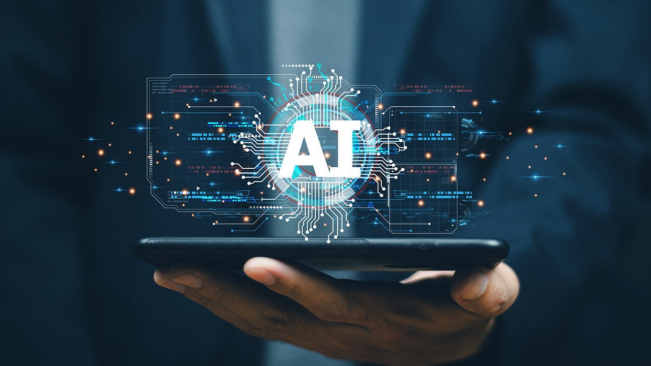 „iPhone dla sztucznej inteligencji” nadchodzi. Jony Ive wraca do gry o wielkie pieniądze