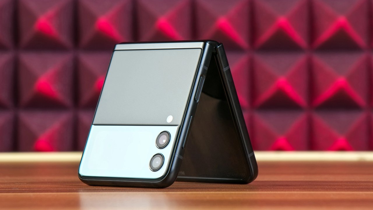 Czekasz na te telefony? Wiemy, ile jeszcze