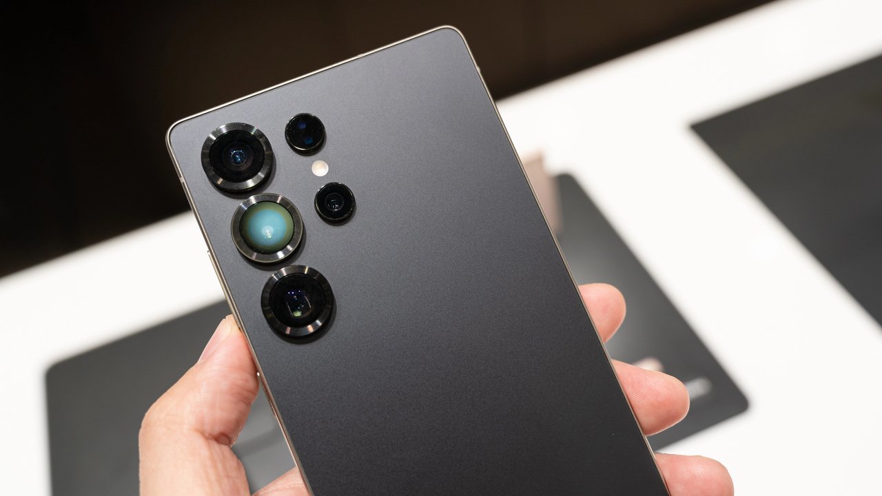 Samsung nie wyciąga wniosków. Galaxy S26 Ultra rozczaruje w kluczowej kwestii