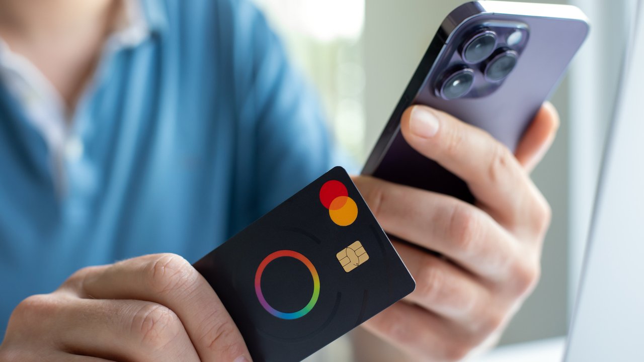 Polacy kochają płacić w ten sposób. Dane nie kłamią