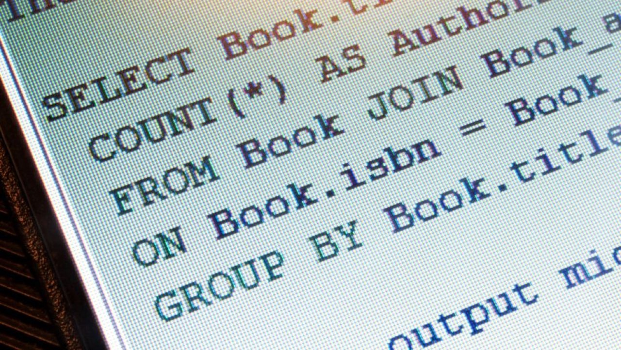 Programiści odwracają się od SQL. Pierwszy raz wylatuje z TOP 10