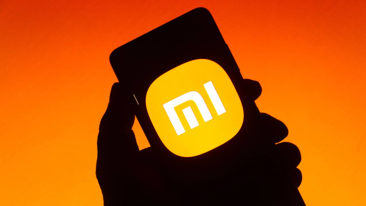 Ten telefon namiesza na rynku. Poznaliśmy szczegóły