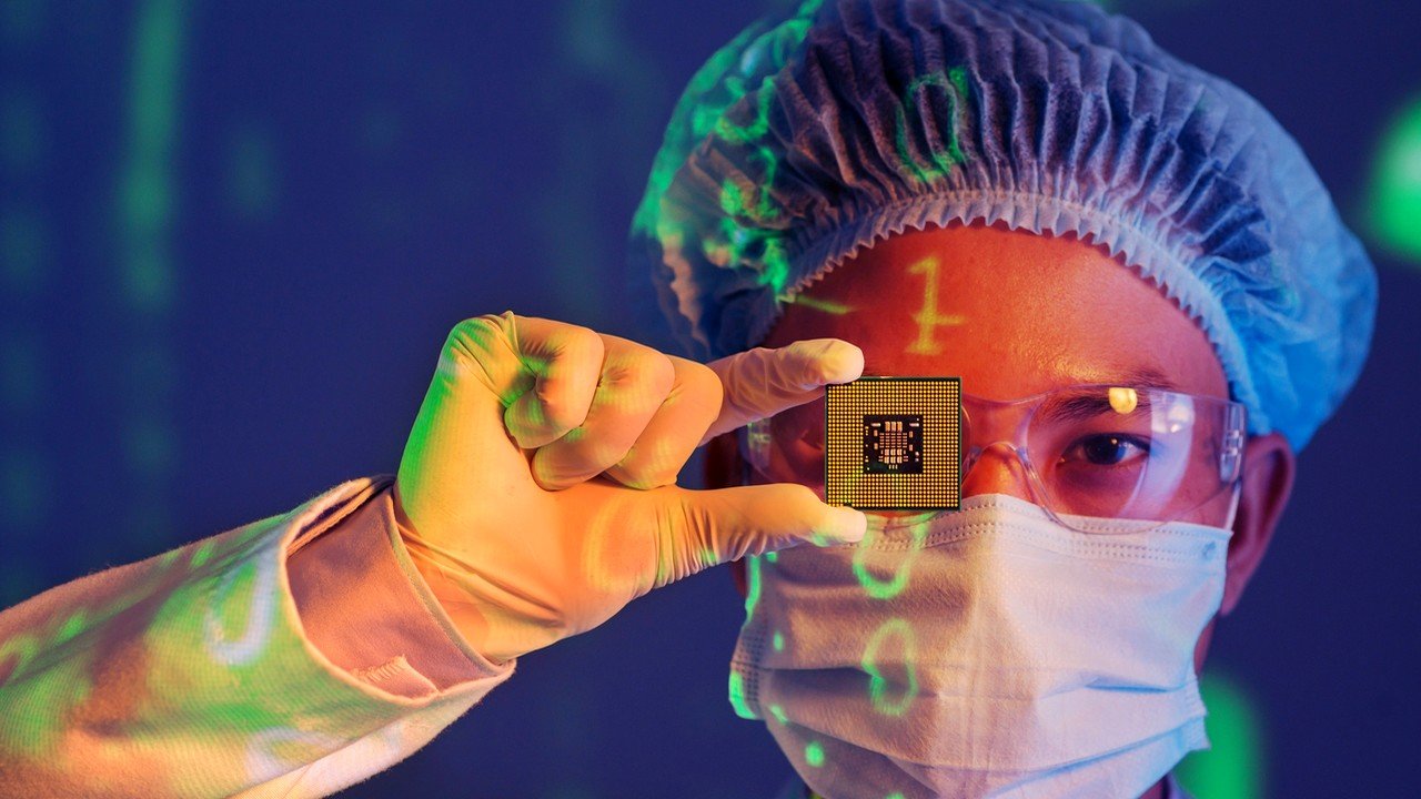 Sztuczna inteligencja kontra pracownicy. Intel wybrał stronę robotów