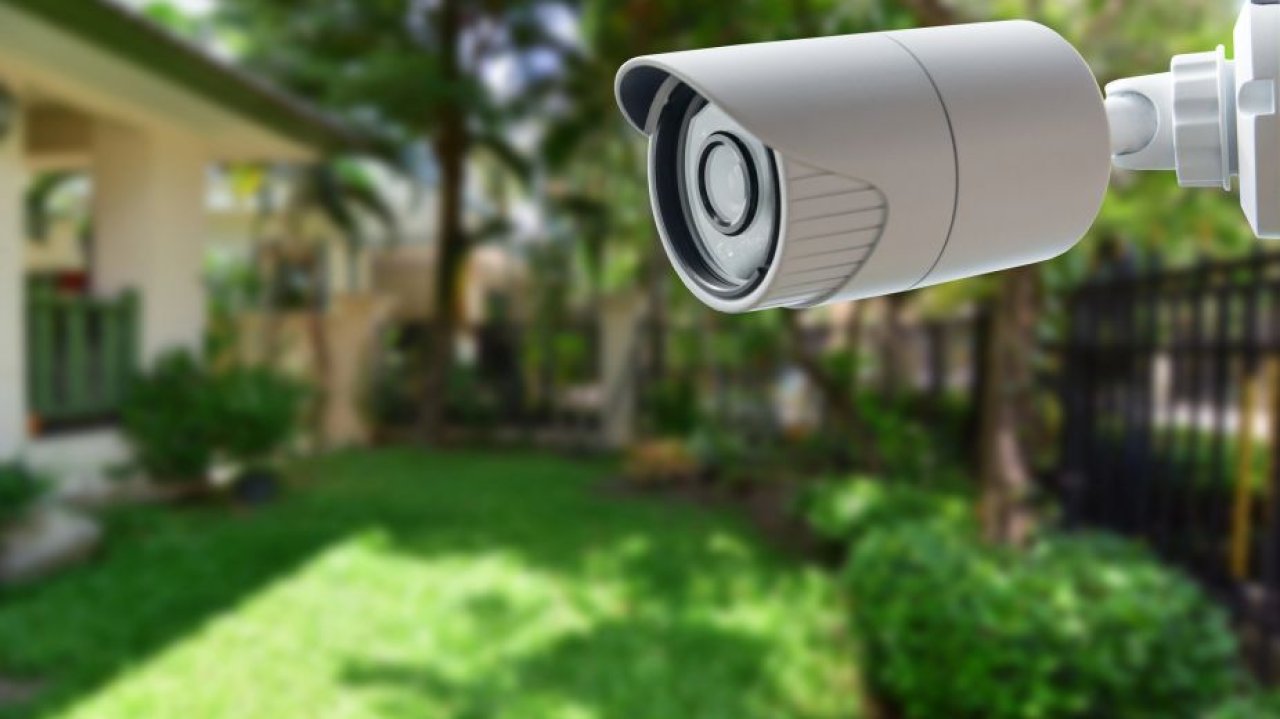 Masowo włamują się do kamerek domowych w Izraelu. Ale nie chodzi o podglądanie