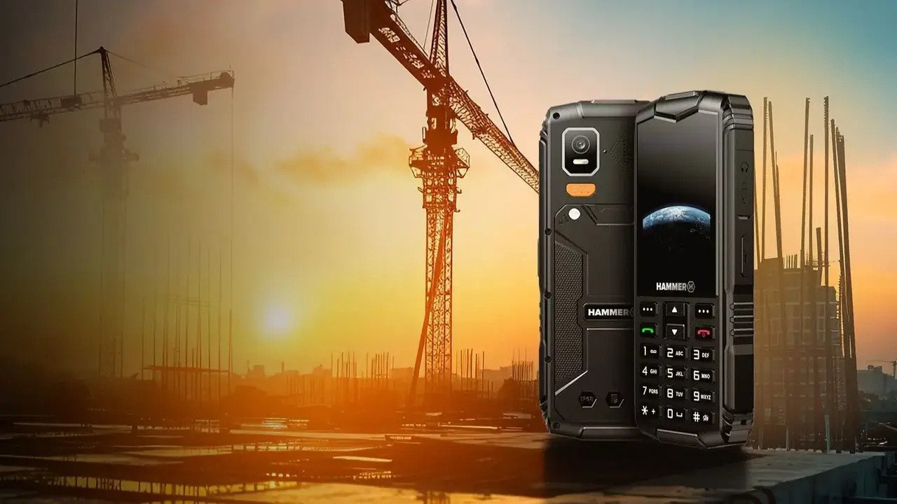 Nokia 3310 to przy nim pikuś. Ten telefon zniesie więcej