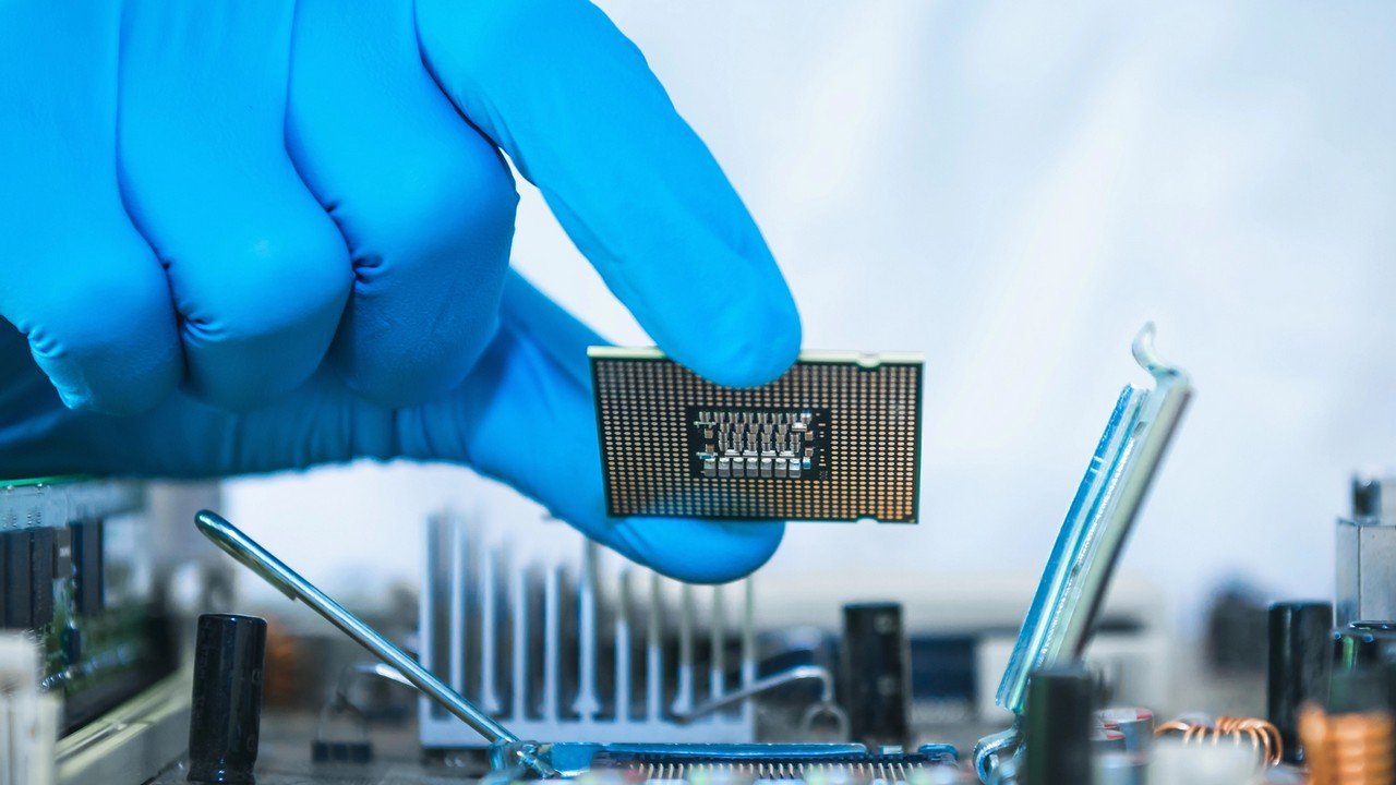 Chipy TSMC z Arizony muszą być wysyłane do Tajwanu. Absurd wart miliardy