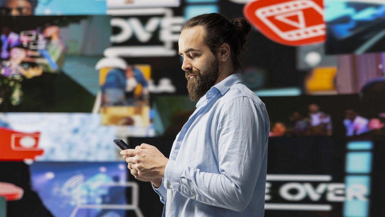 Nikt nie chce płacić za AI. Użytkownicy nie kupują abonamentów