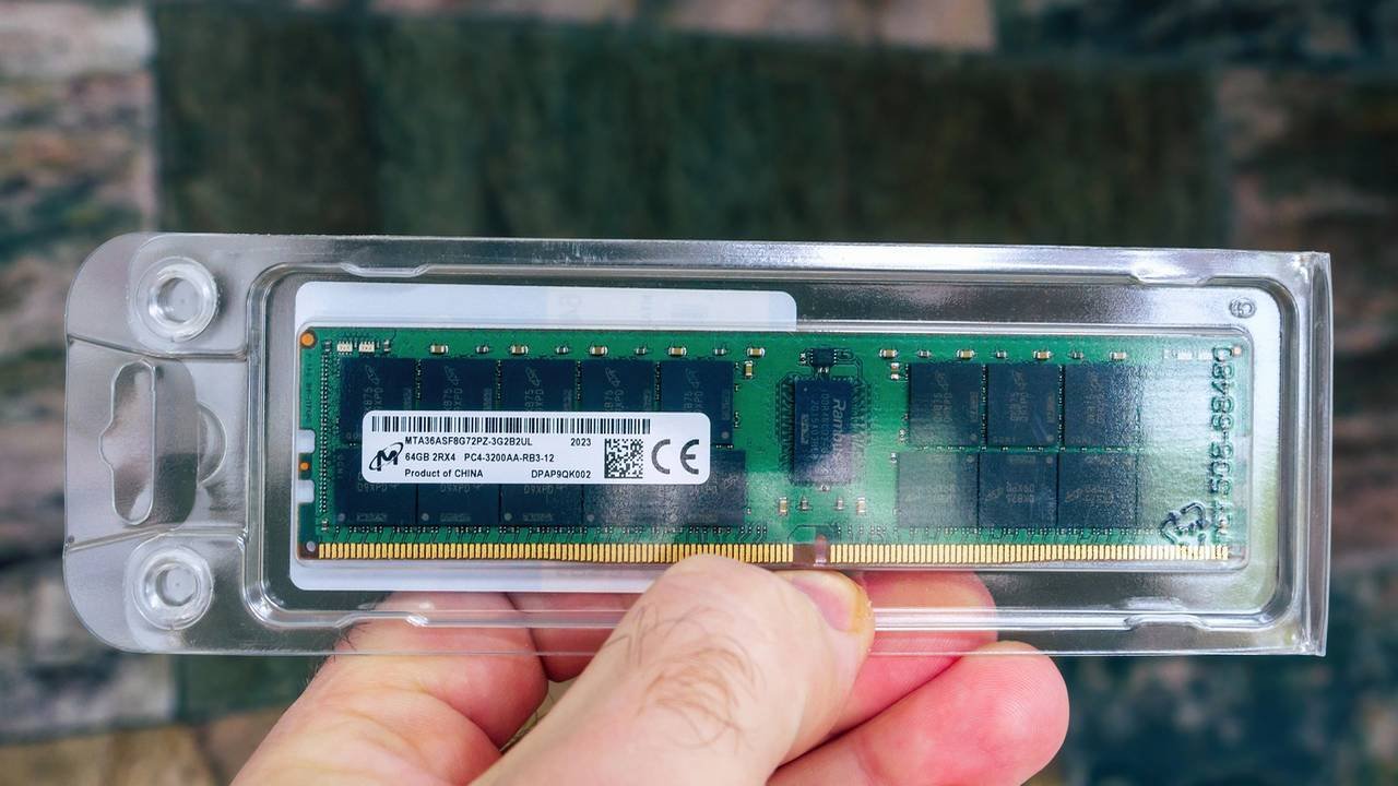 DDR4 wraca do łask. Ceny wystrzeliły, producenci wznawiają produkcję