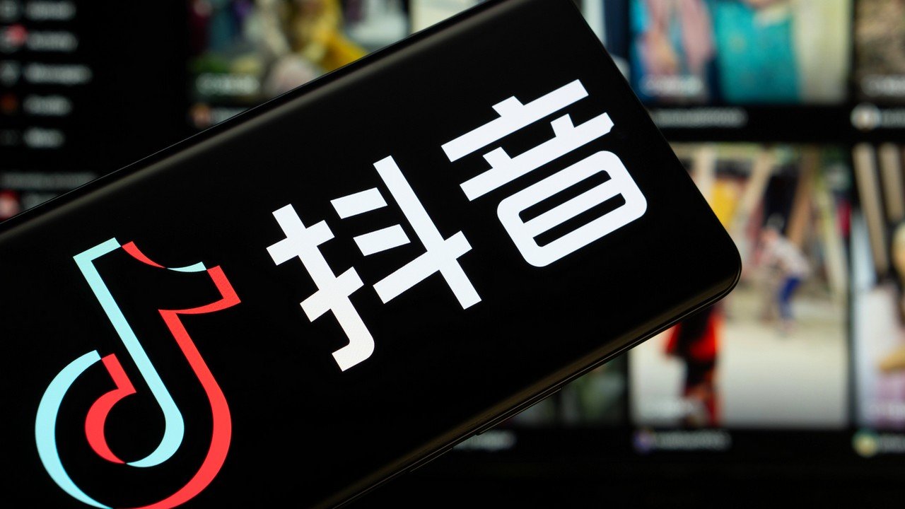 Właściciel TikToka wchodzi w sprzęt. Oby tylko nie szpiegował...