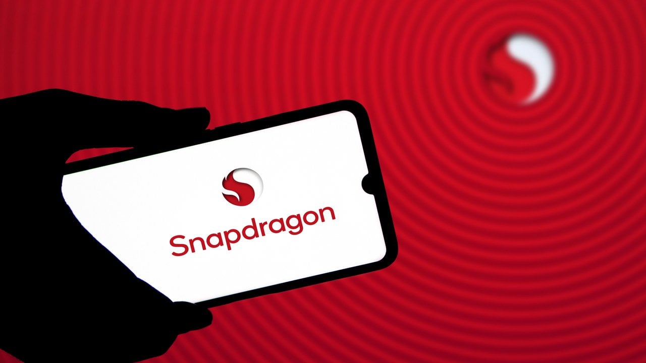 Koniec wydawania kasy na topowe telefony. Wydajnościowy król trafi również do tych tańszych