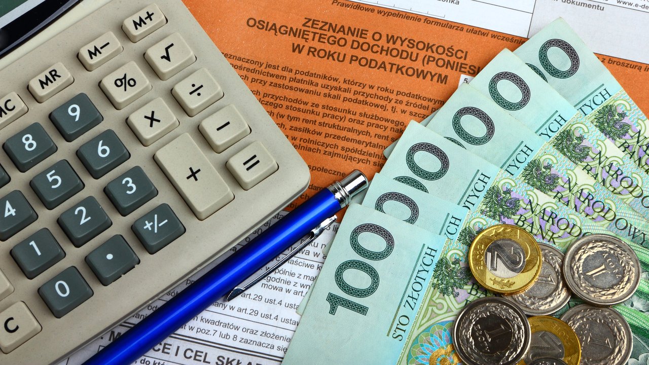 Od teraz za cło i podatek akcyzowy zapłacimy także Blikiem