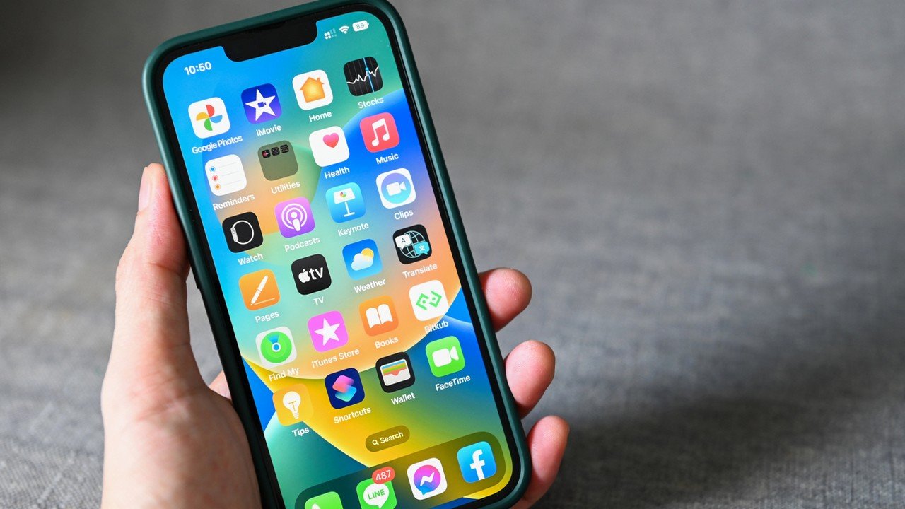 Krytyczna luka w iPhone zagraża milionom użytkowników. Sprawdź czy jesteś bezpieczny