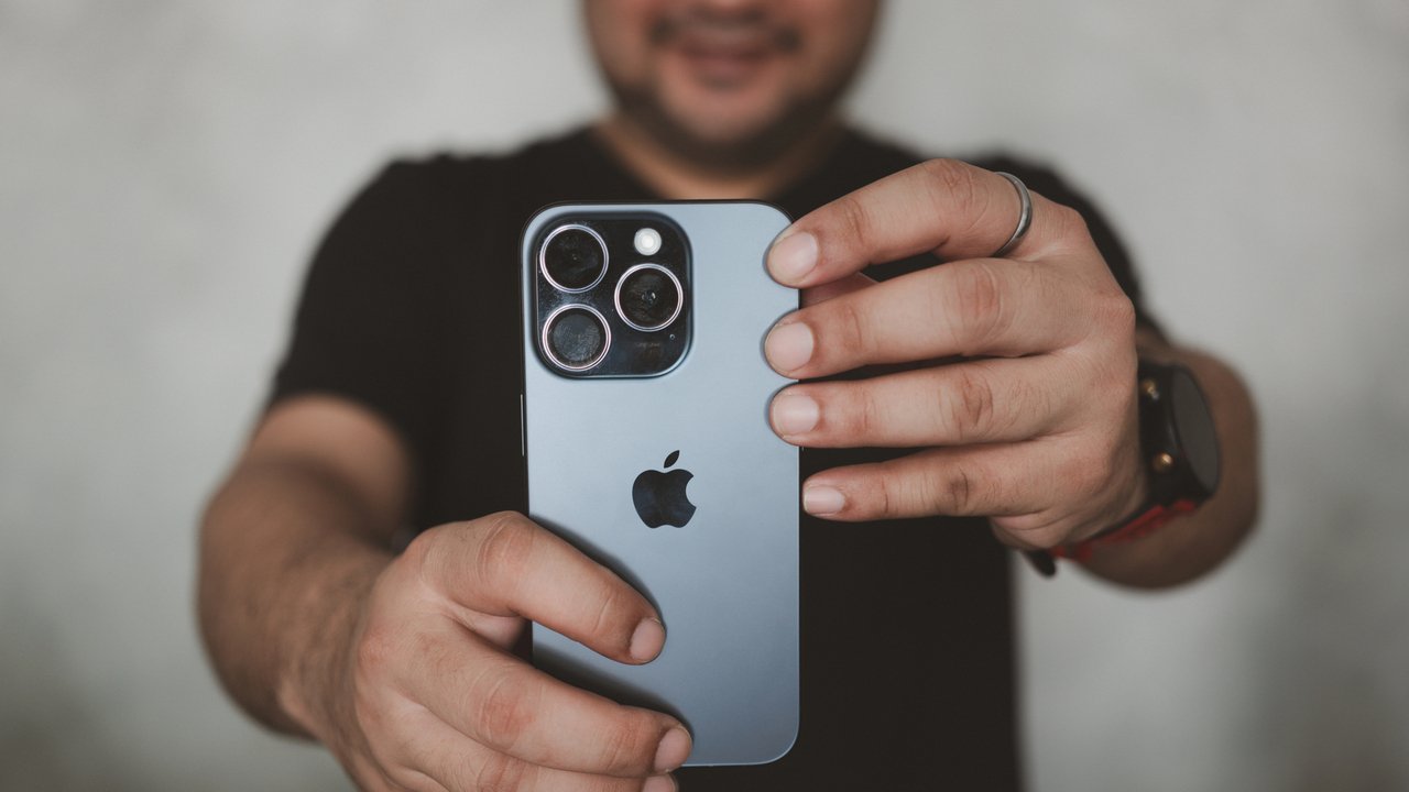 Apple jednak nie zrezygnuje z funkcji, którą wprowadziło w iPhone 16. Firma szykuje zmianę