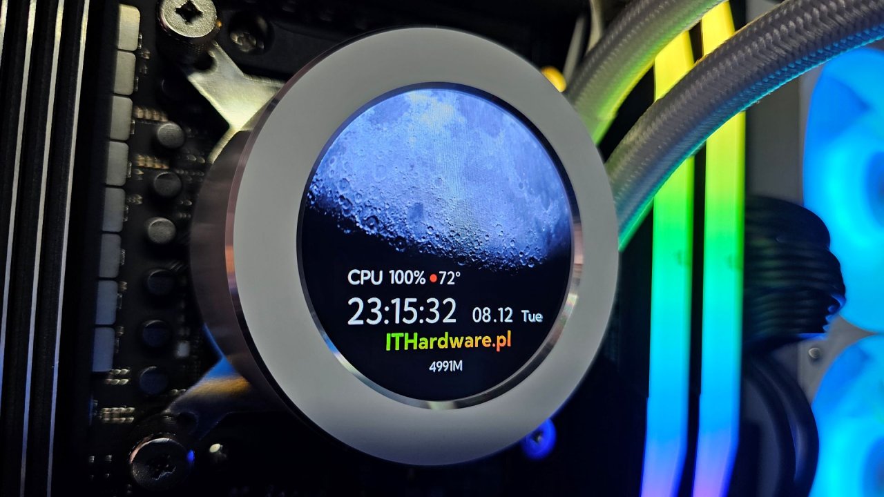 Test KRUX HydroGlance 360 LCD White. AiO z ekranem w opcji premium dla wszystkich