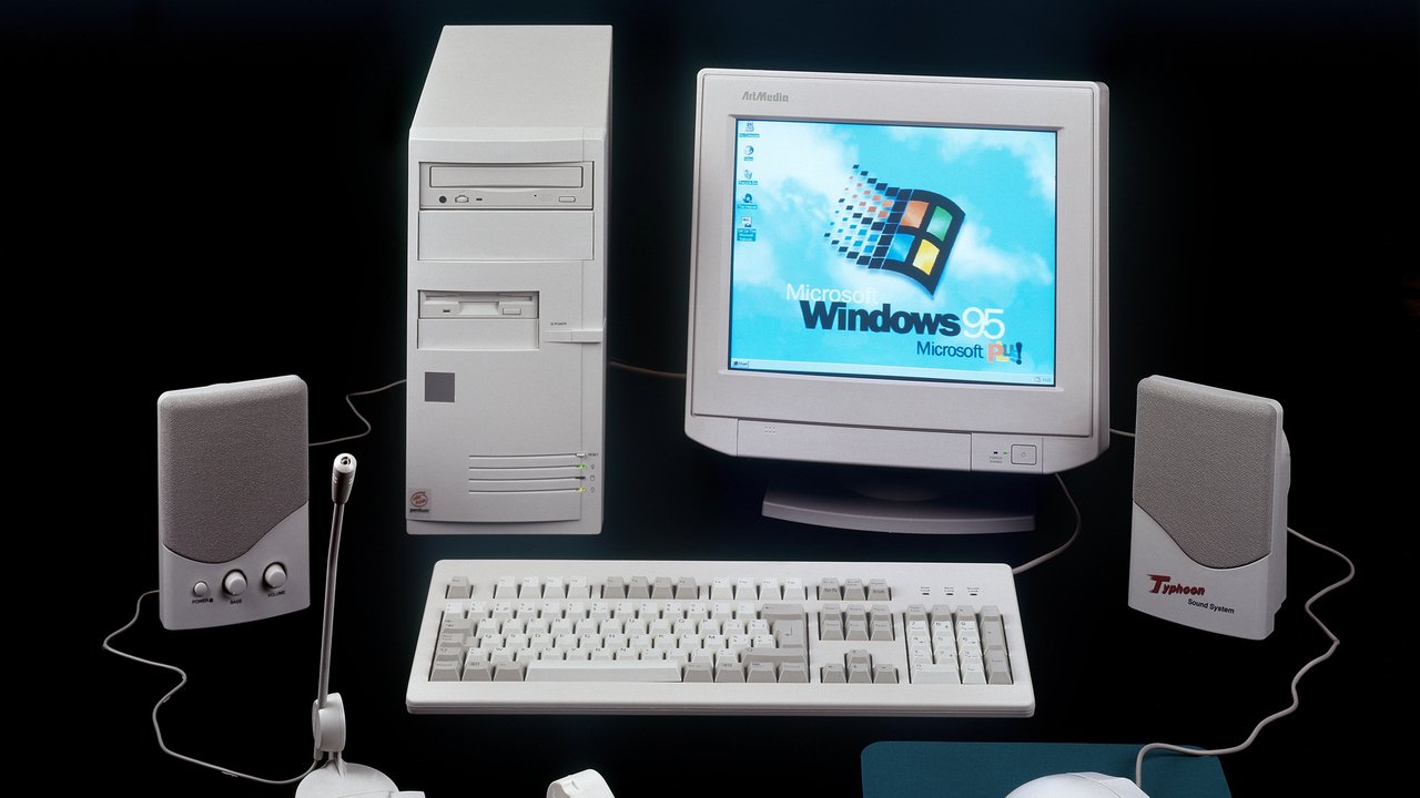 30 lat temu zadebiutował Windows 95. Ten system zmienił świat komputerów na zawsze