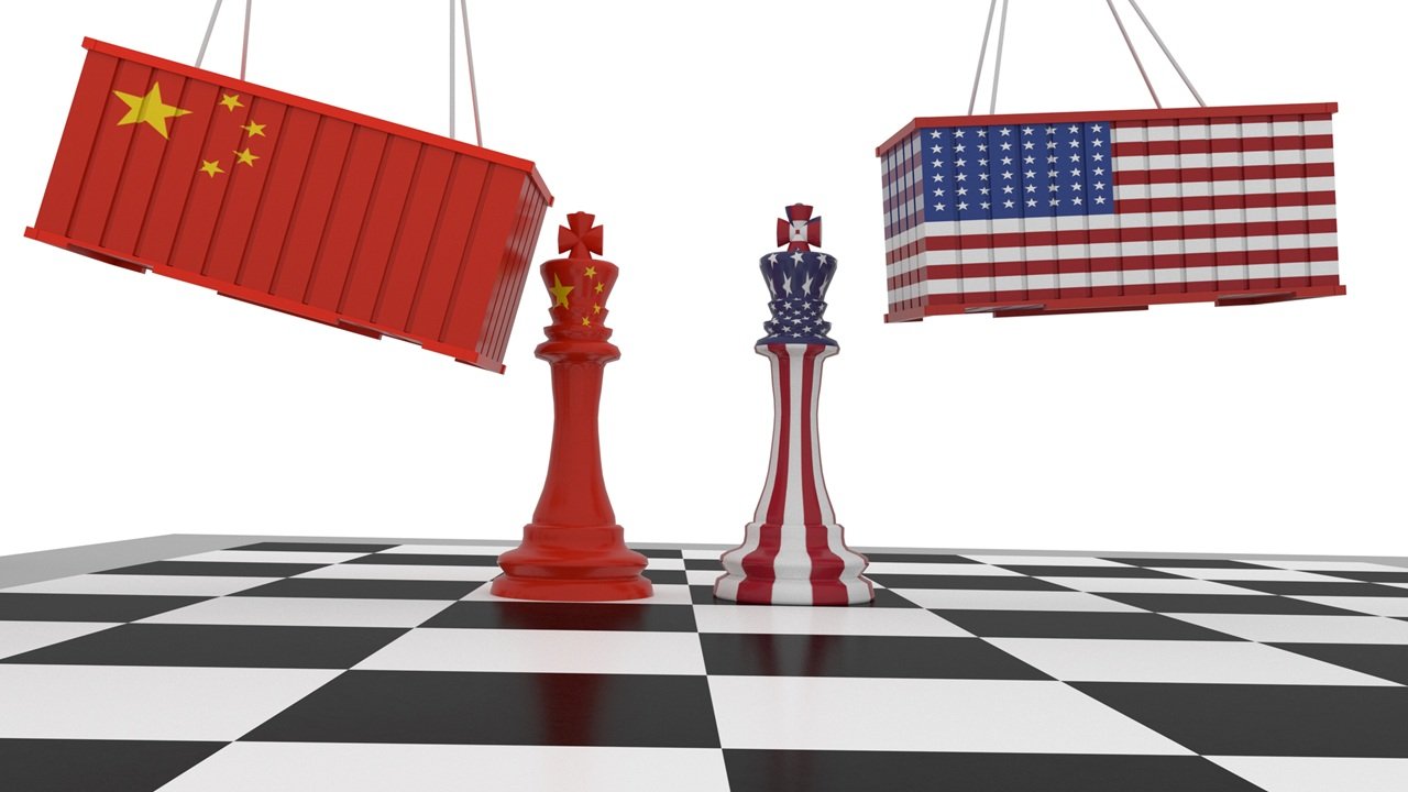 Cła na elektronikę z Chin znów odroczone. Co dalej z polityką handlową USA?