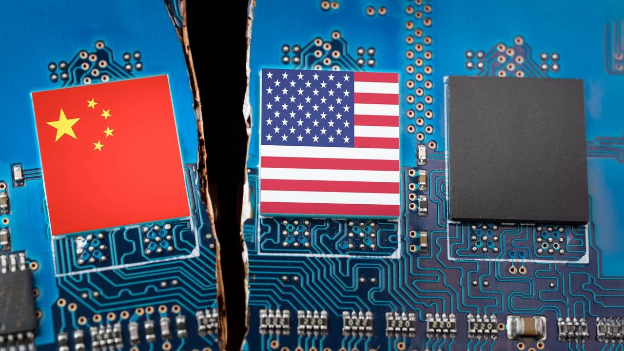 Alibaba, Huawei i Cambricon zagrożeniem dla chipów z USA. NVIDIA niepotrzebna Chinom